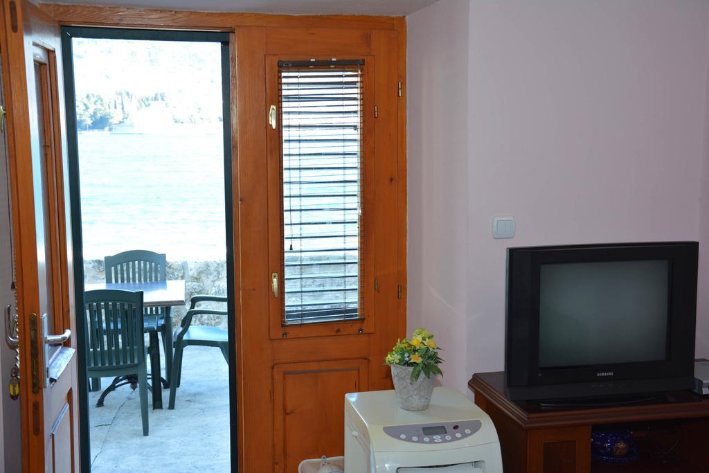 Apartments Tre Sorelle Kotor Exterior foto